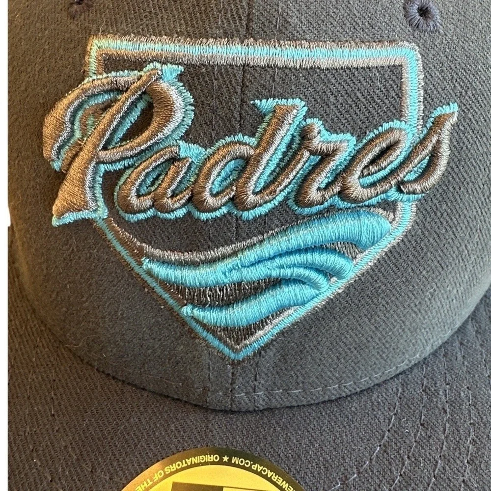 New Era‎ 59Fifty San Diego Padres Fitted Hat Size 7 Gray Blue Baseball Friar